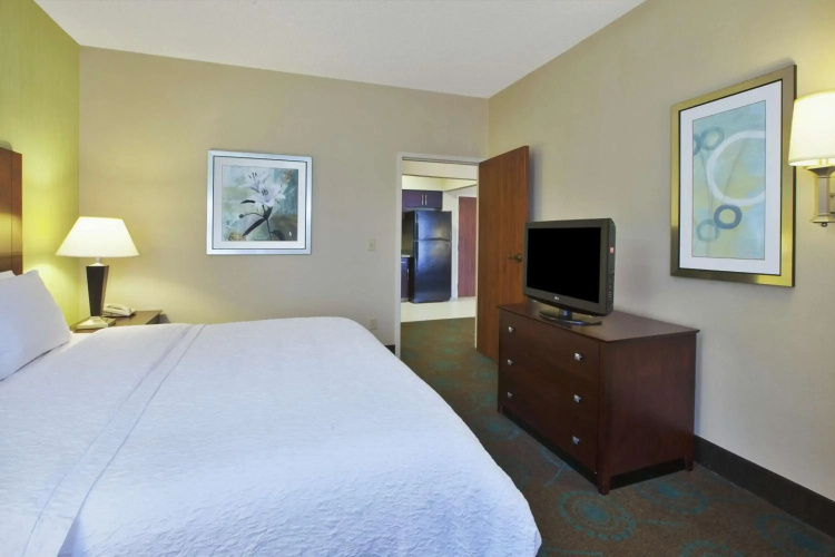 Larkspur Landing South Bend