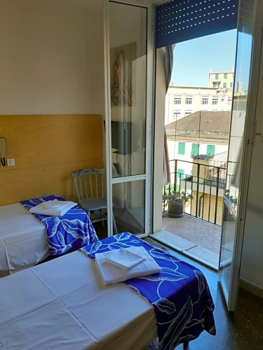 Economy room