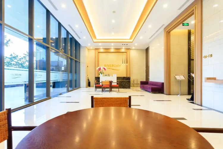 River Gate Apartment