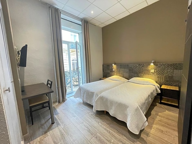 Standard Double room with view