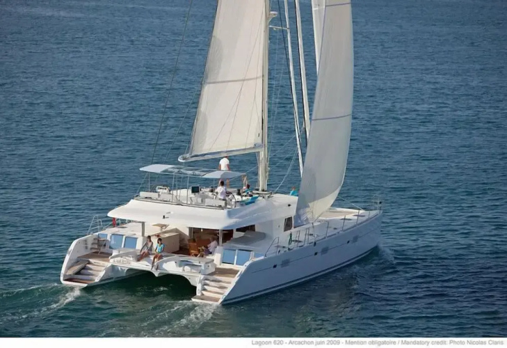 Dream Yacht Charter Private Crewed Yacht