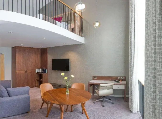 Double Suite