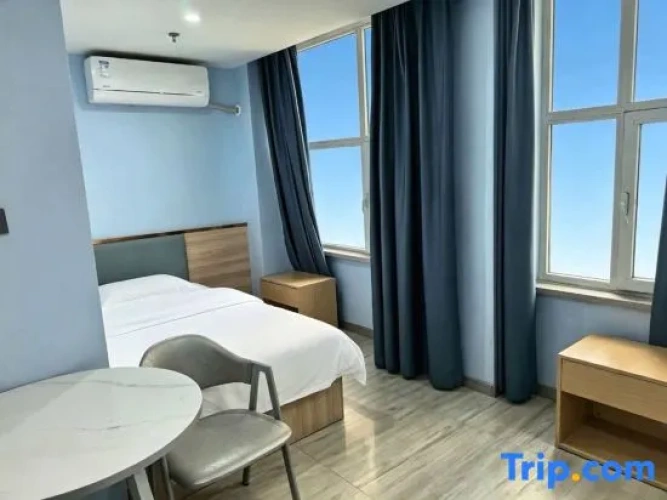 Standard Twin Family room