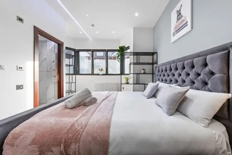 Luxury Flat in Studio