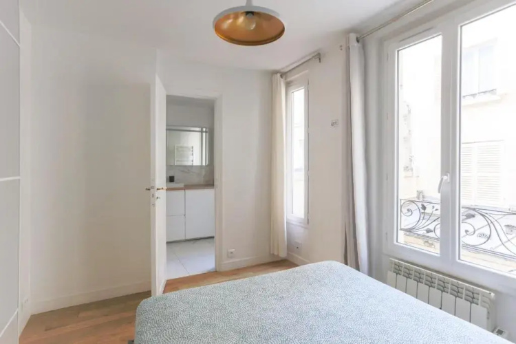 Eiffel Tower Royal Apartment
