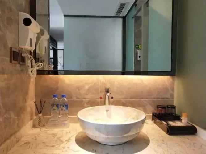 95 Hotel Chain Ziyun