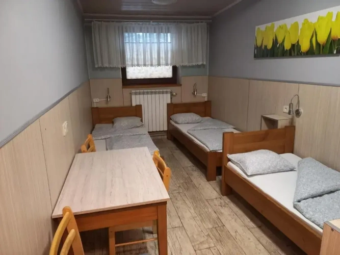 Standard Triple room