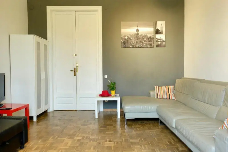Grand Central Apartment