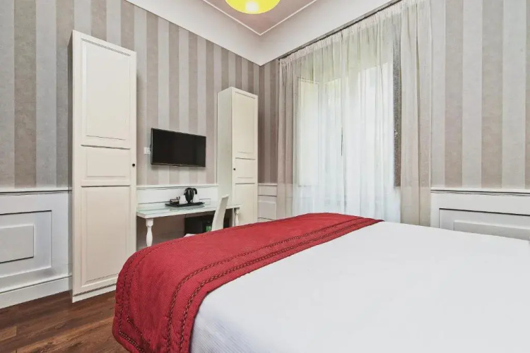 Star Vatican Rooms
