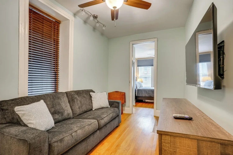 1 Bedroom Apartment