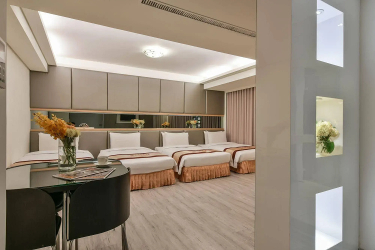 Harmonious Hotel
