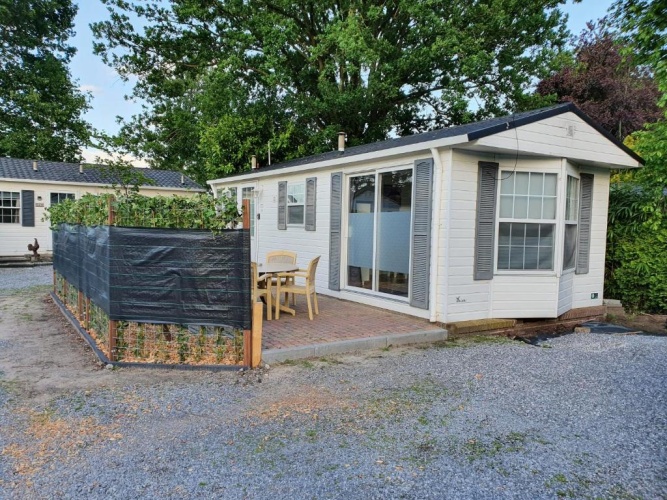 2 Bedrooms Cottage