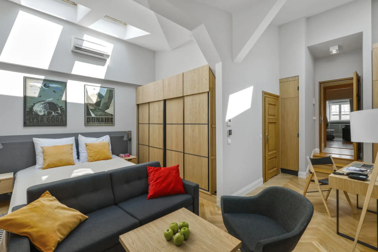 Stradonia Serviced Apartments
