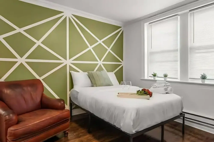 2 Bedrooms Apartment