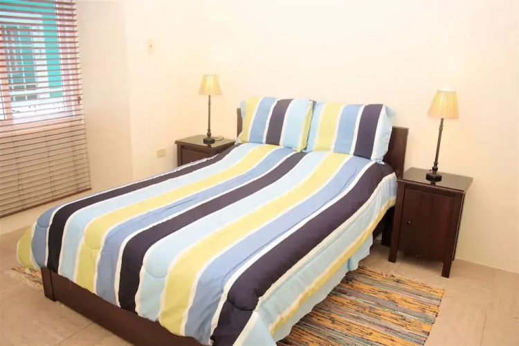 Crown Point Condo