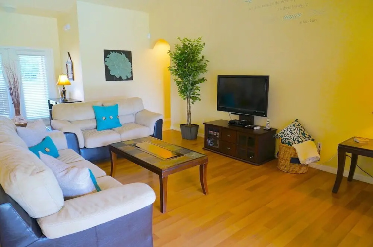 Parker Villa 1039