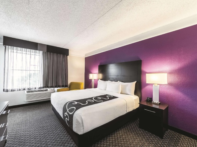 Deluxe Double Suite