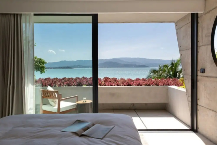 Syrah 3-bedroom Beachfront Villa in Koh Samui