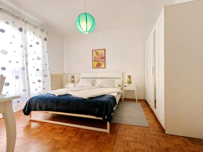 Apartment Ema