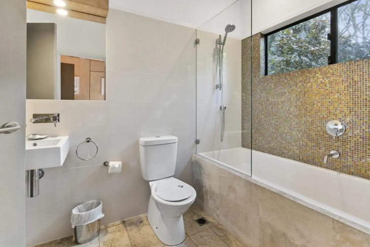 Pandanus Retreat