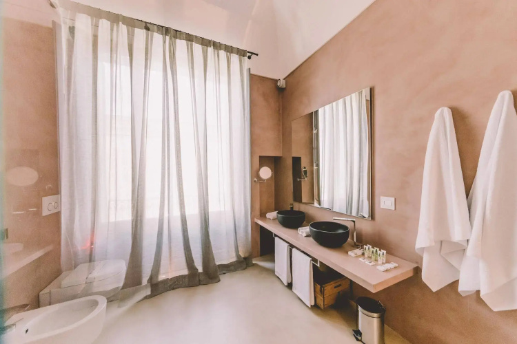 Cinquevite Rooms & Pool