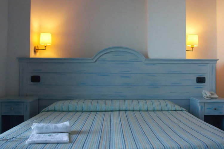 Blue Moon Hotel