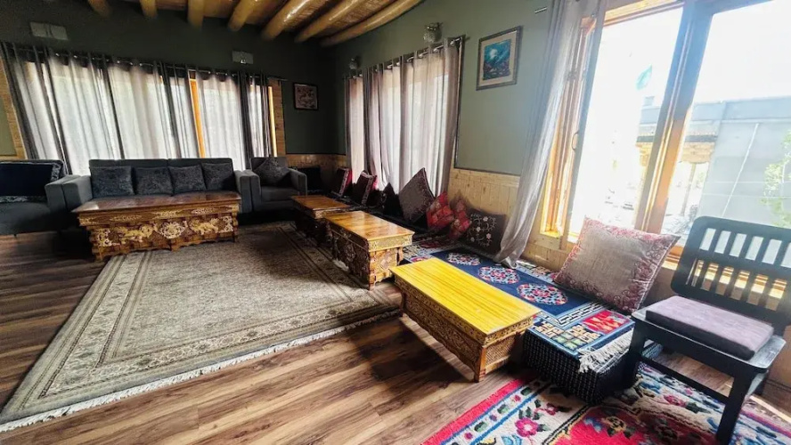 Hillside Homestay and Hostel