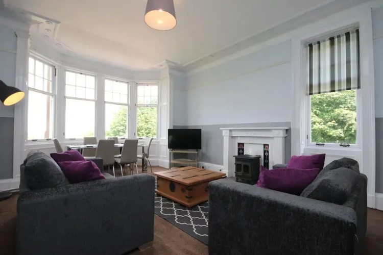Braemount House