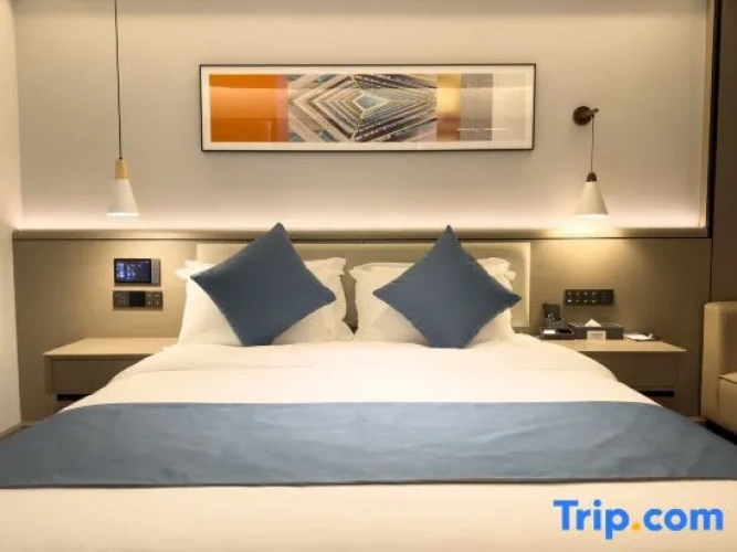 Standard Double room with view