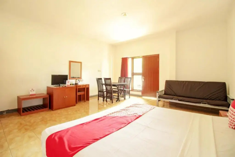 OYO 370 Hotel Sofia Pangandaran
