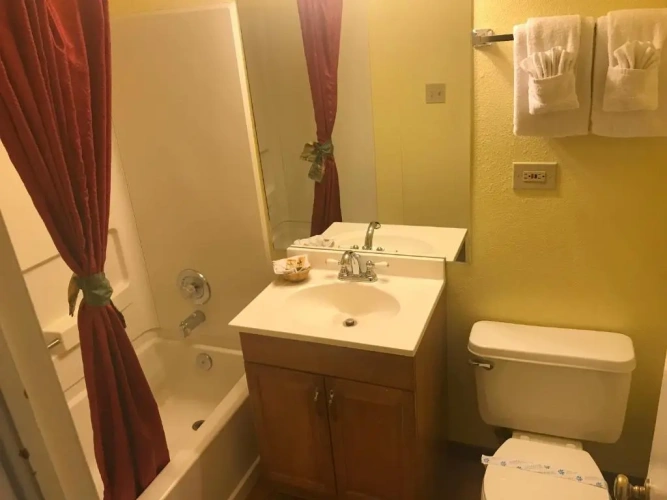 Deluxe Double Suite
