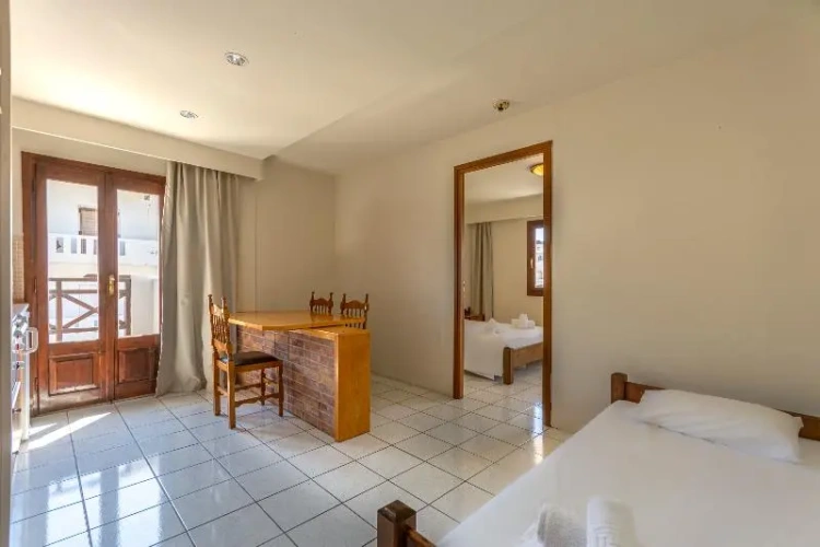 Quadruple Studio with balcony