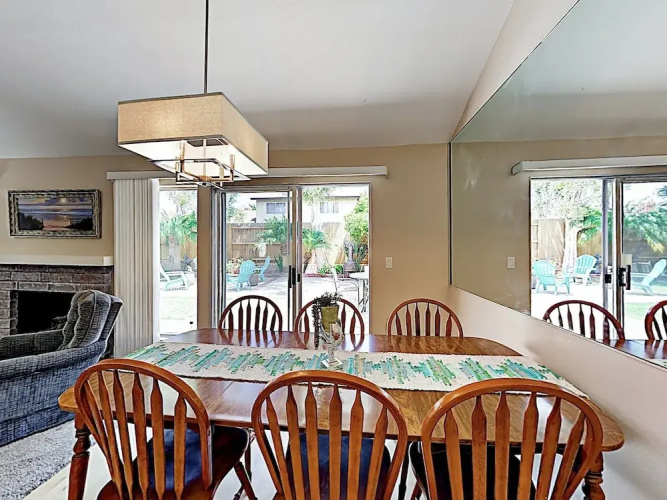 1160 Oxnard - 4 Br Home