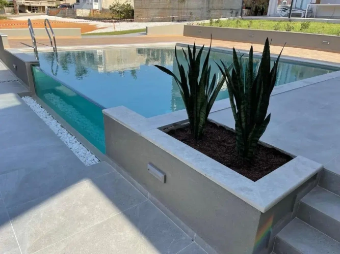 Deluxe Double room with pool view