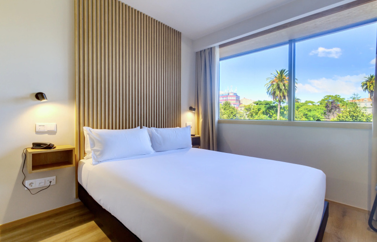 room Select Porto