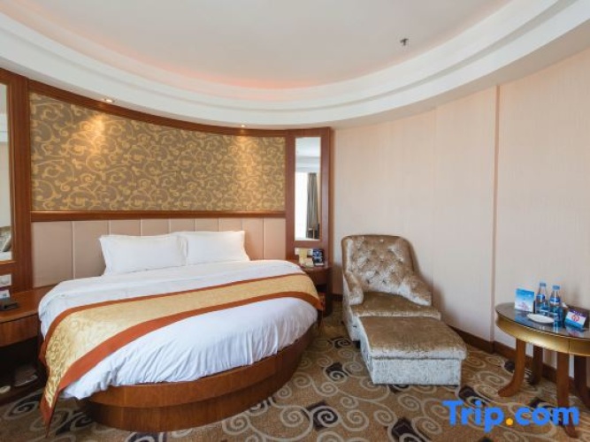 Deluxe Double room with lake view