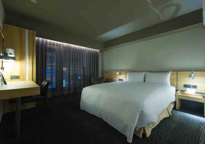 Simple Plus Hotel