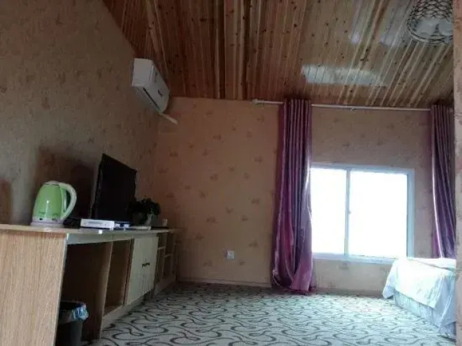 Red Clay People's Hotel