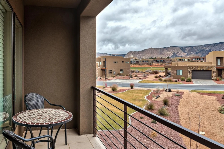 Red Rock Getaway Villa 4