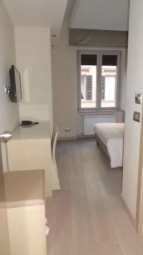 Standard Double room with city view