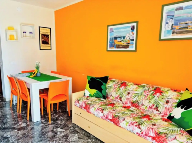 Bright Flat With Balcony