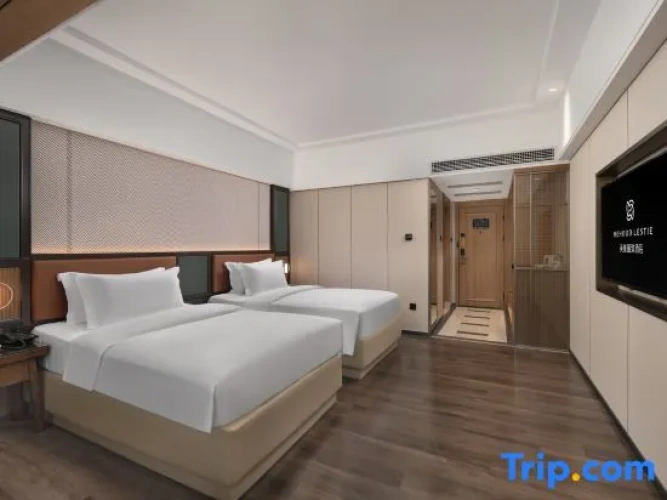 Lizhi Twin room