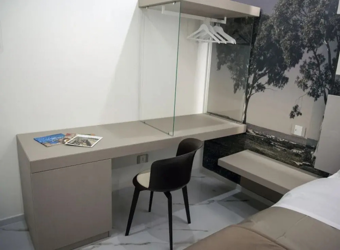 Lauria Luxury Room