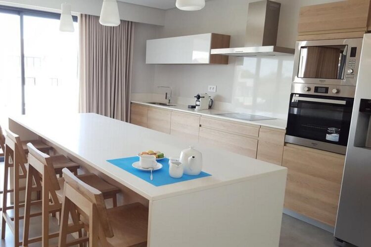 CHOISY LES BAINSOver view