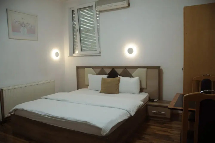 Golden Hotel Bnb