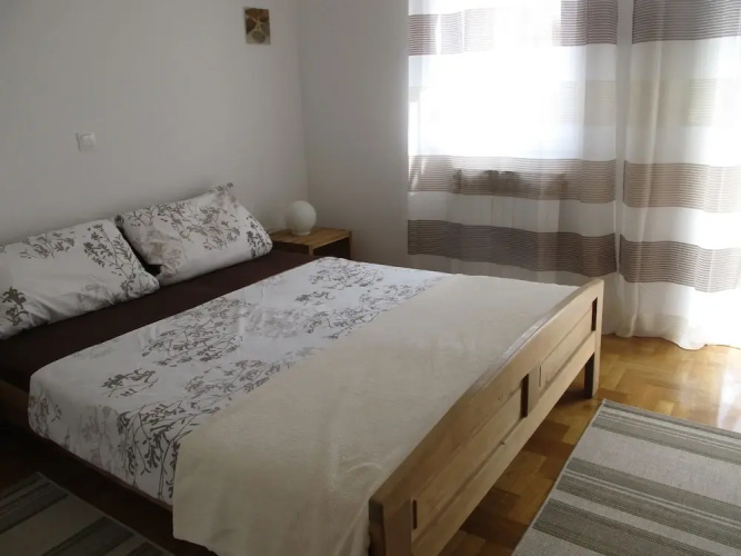 Apartment Spankus
