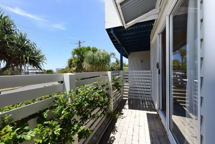 2 Bedrooms Villa