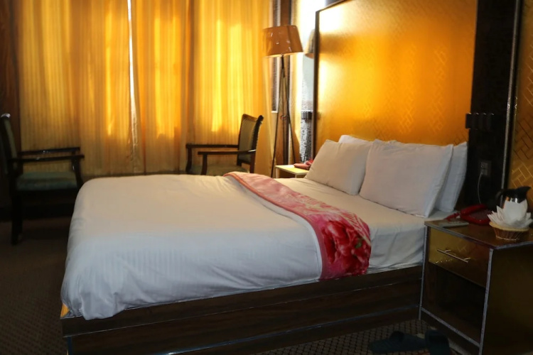 Midway Hotel Gilgit