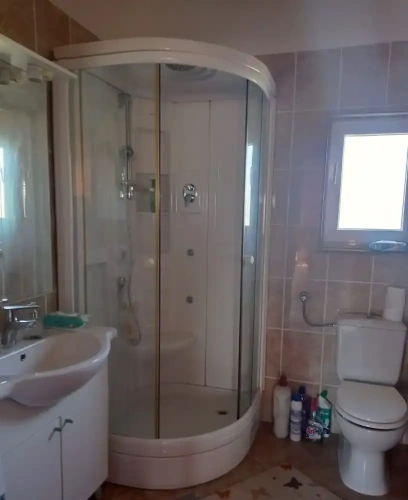 2 Bedrooms Family Apartment with courtyard view