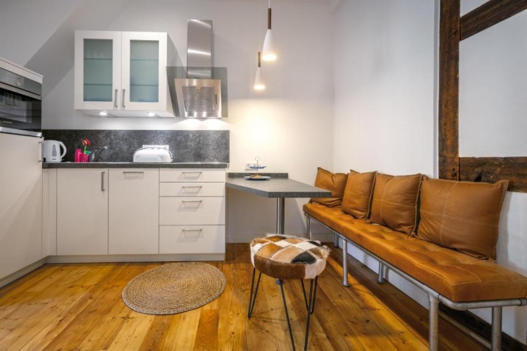 1 Bedroom Apartment